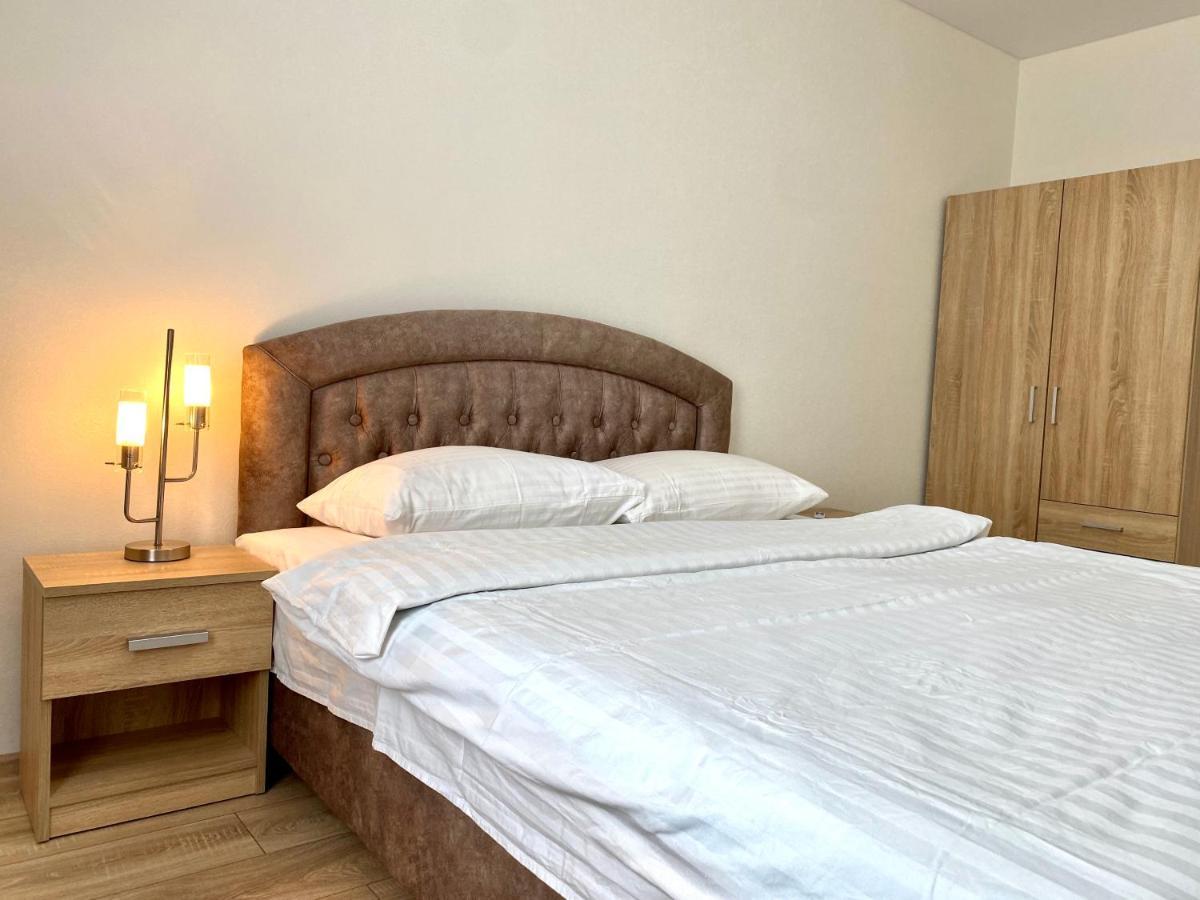Apartpoltava: Fresh Two-Room Apartment in New Building near Independence Square Exterior photo