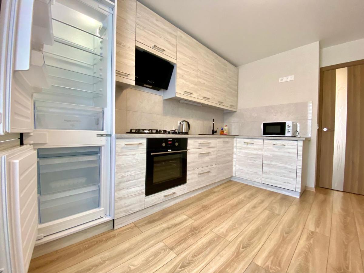 Apartpoltava: Fresh Two-Room Apartment in New Building near Independence Square Exterior photo